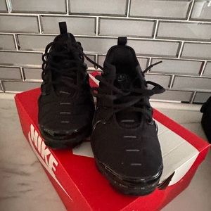 Nike Air VaporMax PLUS